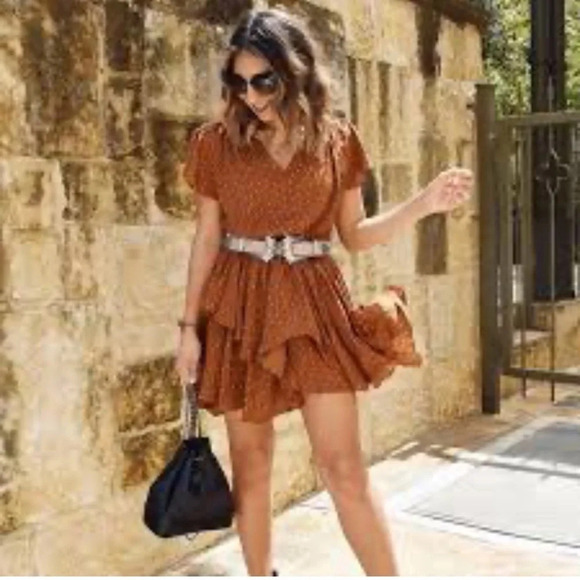 Storia Ruffle Layered Mini Dress in Rust Size Medium New Tiered Mini Dress - Picture 3 of 12